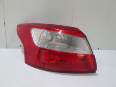 Stop stanga Ford Focus Combi pe aripa an 2010-2014 cod BM51-13405-C foto