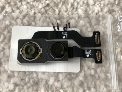 CAMERA SPATE Apple iPhone 11 ORIGINALA foto