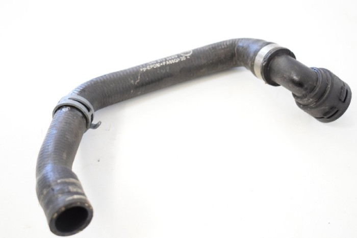 Furtun de lichid de răcire AUDI Q5 8R 2014 OEM: 8R0819332G 11166236