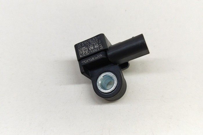VW ID.4 E21 2022 OEM: 1EA959651 SKU: 27585892