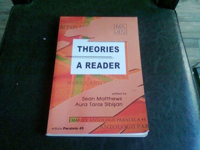 THEORIES A READER - SEAN MATTHEWS foto