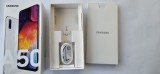 CUTIE TELEFON SAMSUNG A 50 ,DOAR CASTILE SI CHEITA DE SIM .