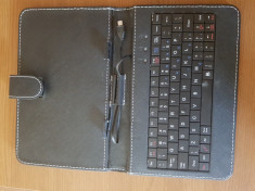Husa cu tastatura pentru tableta Utok 8 inch foto