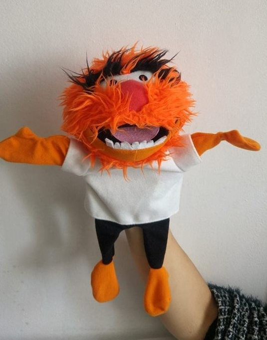 Marioneta teatru de papusi Muppets Show Sesame Street Animal tobosarul |  Okazii.ro