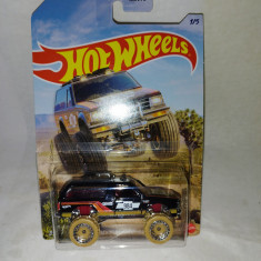 bnk jc Hot Wheels 2023 - Chevy Blazer 4x4