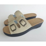 Saboti/Papuci Medicinali Ortopedici Reglabili - Model 2074 (Culoare crem)