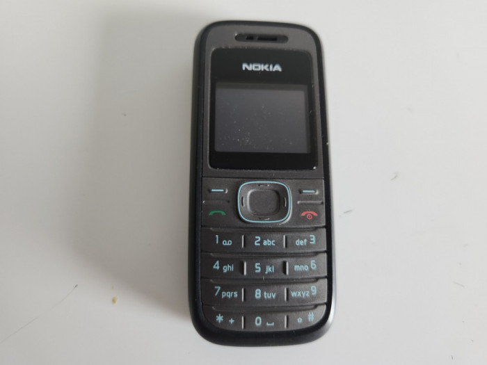 Telefon Nokia 1208 RH-105 folosit codat orange