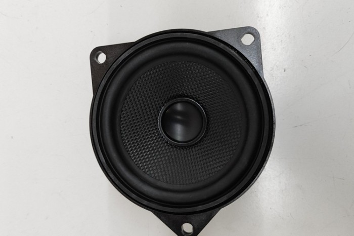 Difuzor ușă dreapta spate BMW 7 F01, F02 2010 OEM: 9133410 | 29813444