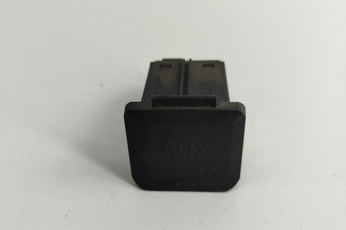 Port USB/AUX-In OPEL MOKKA / MOKKA X 2013 OEM: 20874710 29490659