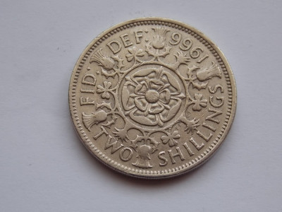 2 SHILLINGS 1966 GBR foto