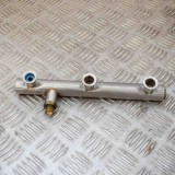 Rampa Injectie Combustibil Dreapta Audi A4 8K2 B8 2013 OEM 06E130090F