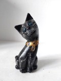 # Statueta pisica / pisicuta neagra, sculptata manual din lemn usor si pictata/decorata, 15cm inaltime, decor Halloween