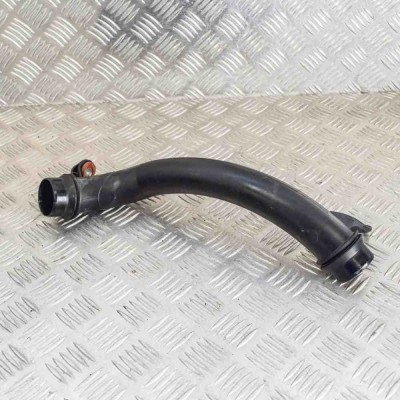 Furtun intercooler dreapta LAND ROVER RANGE ROVER EVOQUE L538 2018 OEM: GJ32-6C782-AA foto