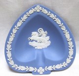 SCRUMIERA PORTELAN ENGLEZESC WEDGWOOD BLUE JASPERWARE 11.3 CM
