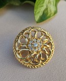 BROSA VINTAGE DIN METAL AURIU CU DECOR CRISTALE
