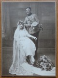 Foto pe carton gros; Miri; Mirele, ofiter in tinuta de gala, Fotoglob Bucuresti