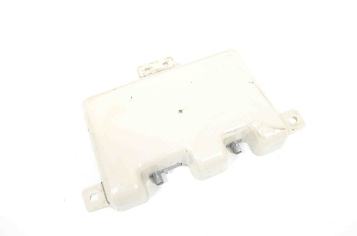 Amplificator de antena BMW 6 Coupe F13 2012 OEM: 6957348