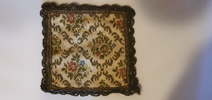 Tapiserie mica interbelică