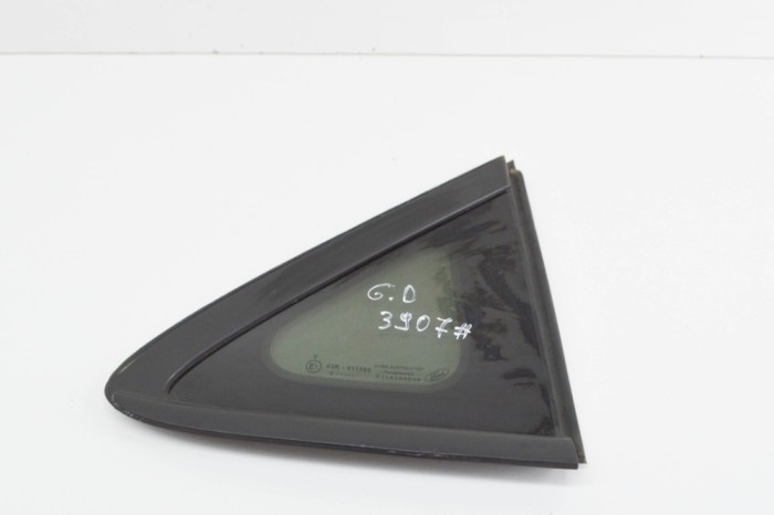 Geam lateral dreapta spate FORD FIESTA VII 2019 OEM: Hatchback | 17926513