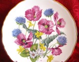 FARFURIE DECORATIVA PORTELAN ENGLEZESC ROYAL ALBERT BRADEX EDITIE LIMITATA MAC DE CAMP 21.5 CM