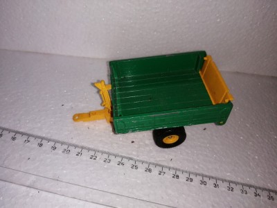 bnk jc Britains Ltd - remorca foto