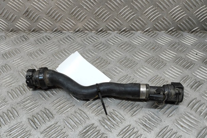 Furtun de lichid de răcire CITRO&Euml;N C4 X BD_, BE_, BF_ 2024 OEM: 9826176580 27530452