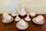 SET DE 17 PIESE DIN PORTELAN ROZ- MARCAJ HUTSCHENREUTHER ARZBERG- DRACHE MODELL