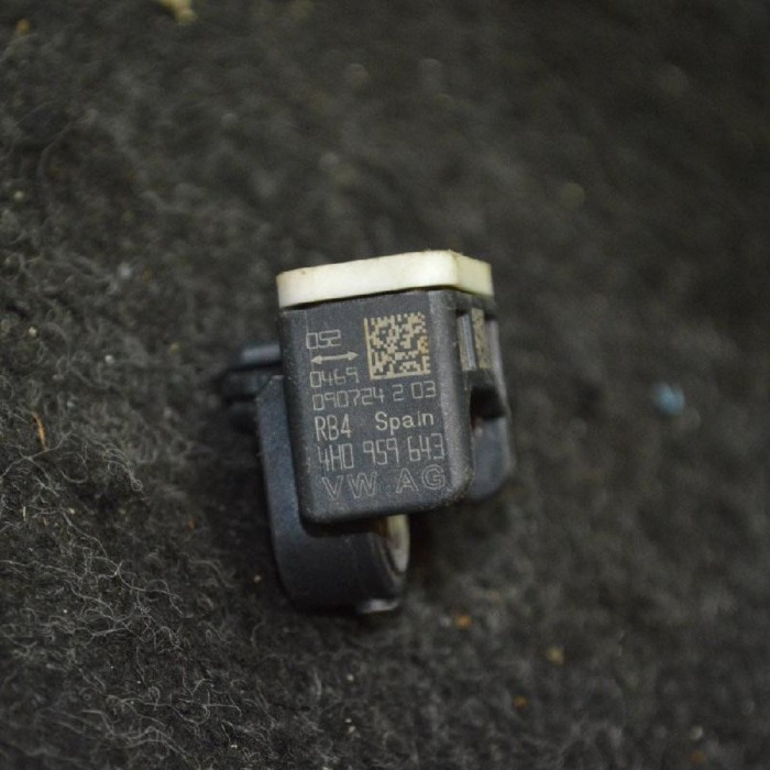 Senzor de impact st&acirc;nga față AUDI A8 D4 4H_ 2010 OEM: 4H0959643 2402320