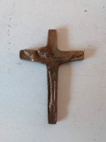 Cruce bronz (Iisus rastignit) 7.5x5cm, obiect decor de cult crestin
