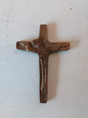 Cruce bronz (Iisus rastignit) 7.5x5cm, obiect decor de cult crestin foto