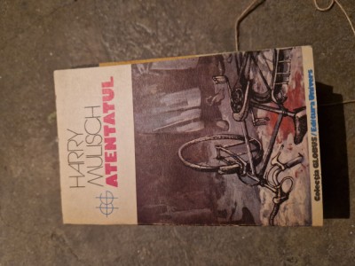 Atentatul vintage foto