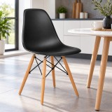 Cumpara ieftin Scaun bucatarie si dining, stil scandinav, negru, picioare din lemn natur, spatar ergonomic, maxim 120 kg