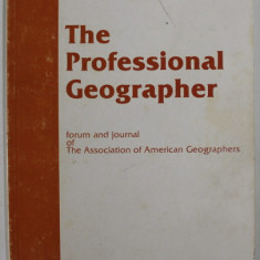 THE PROFESSIONAL GEOGRAPHER , JOURNAL OF THE ASSOCIATION OF AMERICAN GEOGRAPHERS , VOLUME 36 , NUMBER 4 , NOVEMBER 1984