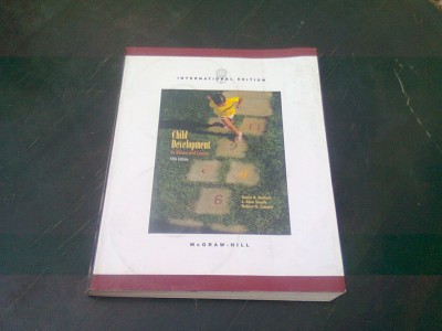 CHILD DEVELOPMENT. ITS NATURE AND COURSE - GANIE B. DEHART (CARTE IN LIMBA ENGLEZA, CU 2 CD-URI) foto