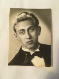 Fotografie veche portret tanar, anii 50, Satu Mare, 9 x 6,5 cm
