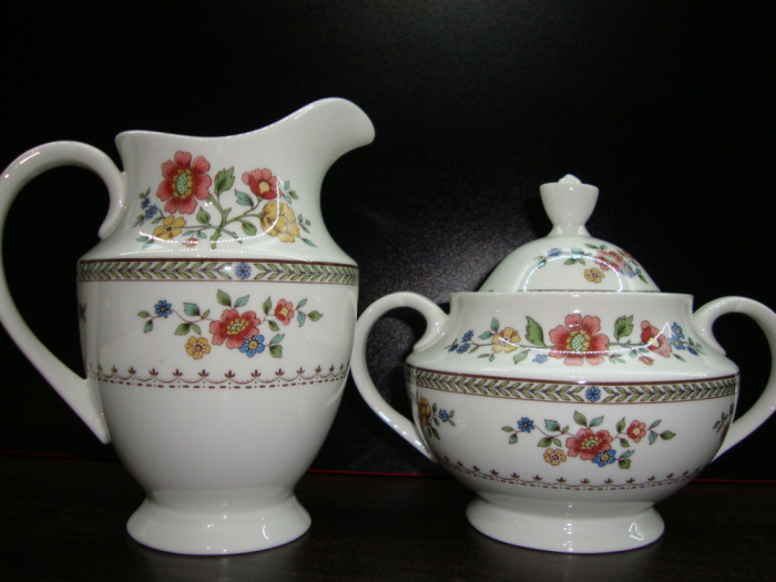 SET / ZAHARNITA SI LETIERA DIN PORTELAN ENGLEZESC ROYAL DOULTON