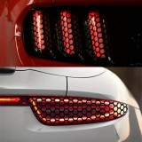 Set 2 folii autoadezive decupate pentru decorarea stopurilor auto, dimensiune 2 x 48 x 30cm, culoare Negru Mat, model HONEYCOMB, AVEX