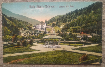 Baile Slanic Moldova, vedere din parc// CP foto