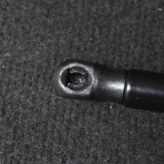 Amortizor haion st&acirc;nga BMW 1 E87 2005 OEM: 7060622 2015107
