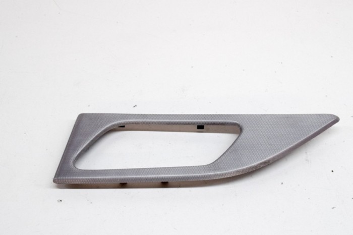 Ornament panou ușă dreapta spate JAGUAR F-PACE X761 2019 OEM: HK83-237B46-C,HK83-237B46-C-HA 14499163