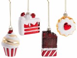 Cumpara ieftin Set 8 ornamente brad Craciun sticla multicolora &Oslash; 6,5 cm x 10 H