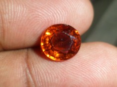 ~ > > GRANAT NATURAL ORANGE SUPERB - NETRATAT 3,85 ct.-Certificat Autenticitate