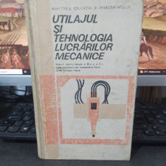 Utilajul și tehnologia lucrărilor mecanice, manual clasele IX și X, 1988, 220