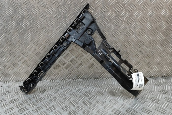 Suport bara de protecție dreapta spate MERCEDES-BENZ C T-Model S205 2018 OEM: A2058802102 28840144