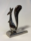 Statuetă Veveriță Metal Cromat Stilizat Mid-Century Modern Art Deco (cca. 1960&ndash;1970)