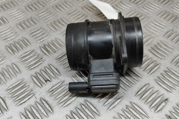 Debitmetru de aer VW PASSAT Variant B7 365 2012 OEM: 5WK97023,03L906461,A2C53246005 30658611