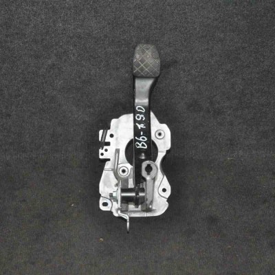 Pedala de fr&amp;acirc;nă VW PASSAT B6 3C2 2008 OEM: 3C2721057D 2114673 foto