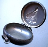 5.180 PANDANTIV VECHI RELIGIOS FECIOARA MARIA ANDENKEN AN MARIAZELL