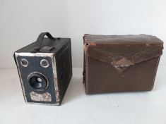 * Aparat foto vintage vechi Balda Rollbox, in cutia etui original, 15x9x12cm