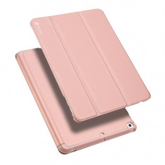 Husa de Protectie Dux Ducis pentru Apple iPad 97 2018 Functie Smart Sleep &amp;amp; Pen Slot Roz foto